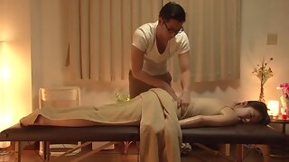 Massage Japanese Husband, Masaje Marido Cornudo