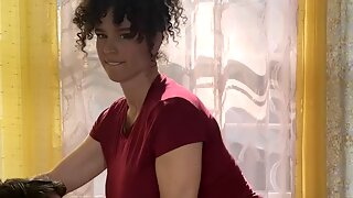 Moms Best Friend, Erwischt, Große Titten, Voyeur