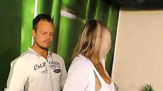 Massage With Happy Ending