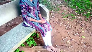 Horny babe gets fucked outdoors in the park