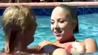 Underwater Blowjob