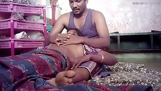 Tamil wifey gets steamy in the mansion