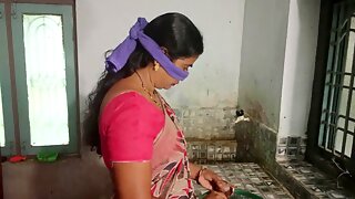 Beautyful aunty suprise the boyfriend hordcore banging the kichen