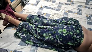 Sex with My Hot Bhabhi Girl Friend in Half Saree