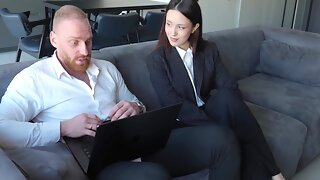 Secretaire Russe, Elle Crie Encule Moi, Hd Patron, Ados