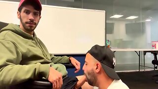 Toilette Gay Amateur, Gay Wc Public, Pisse Boire Gay