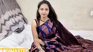 Desi Indian Bhabhi Meeting in Hotel Full Entertainment in Saree