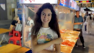 Plage Cuckold, Fessée Et Baisée, Cocu, Public, Missionnaire, Réalité