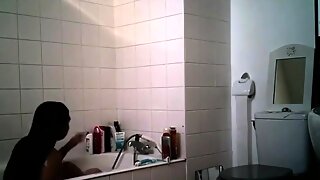 Arab Hidden Cam, Femme Au Foyer