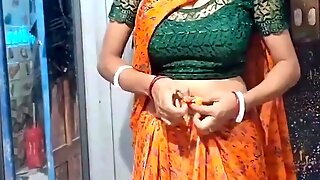 Tight Pussy Desi Bhabhi In Saree Fucked Hard By Devar In Hindi Audio