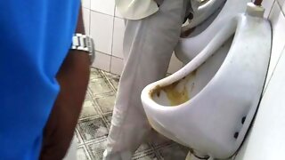 Pissotiere Gay Public, Urinoirs Gays