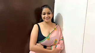 Hot Village Stepmom Showing Big Ass, Boobs Fuck by Stepson in Saree