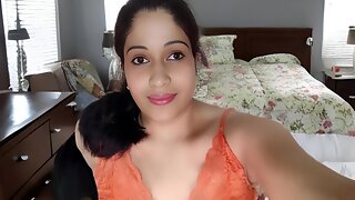 Sexy Nisha Bhabhi Fingered Her Ex-boyfriend By Putting Cucumber In Pussy