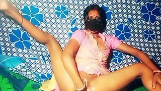 Mampi Bhabhi Sosa Fucking Pussy New Video
