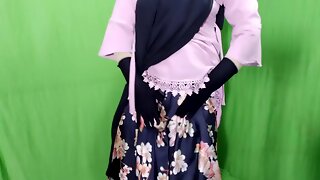 Super Sexy Seductive House Owner Fucked Hard By Her Servant