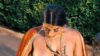 Dark Haired Indian Beauty Jerks Her Pussy By The Pool