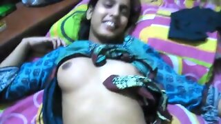 Sexy Indian Girl Porn - IndianHiddenCams