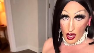 Crossdresser Mature Creampie