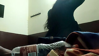 Desi Wife Affair with Neighbour Guy Having Fun No One at Home