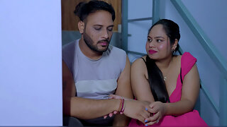 Indian Beautiful Bhabhi Had Sex with Her Neighbor