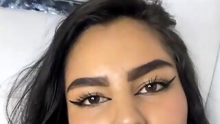 Divya Has Big Fuck Her Own Pussy And She Started Of Her Fucking Pusy - Handjob