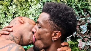 Hot Gay Men