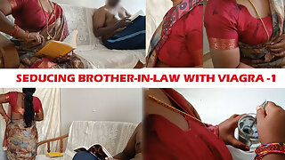 Fucking Brother-in-law with Tablet - Saree Sex -1