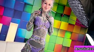 Femdom Latex Strapon