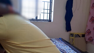 Indian Married Wife Shows Navel to Have a Deal with Houseowner