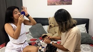 黑檀木, 青少年, 女同性恋