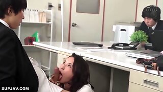 Japońskie Bez Cenzury, Duże Cycki