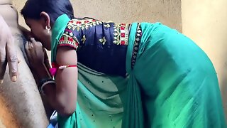 The brother-in-law stops his old sister-in-law on the staircase while coming down from the roof and inhales his and then