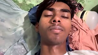Indian stud showcase his feelings and jizz-shotgun