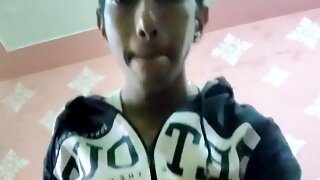 Masterbating xxx smash indian guy