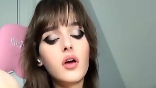 Shemale Getting Sucked