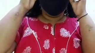 Chubby Hot New Aunty Showing Her Hot Boobs
