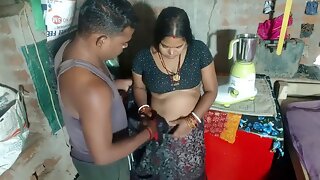 It was fun to fuck the aunty naked. Indian Desi style porn videos