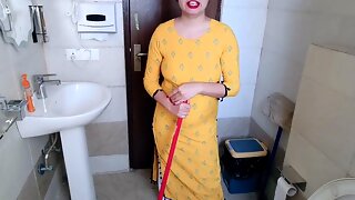 Kamwali Bhai Landlord Affair - Indian Maid fucked by Malik For Extra Pay xxx