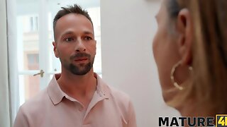 Mature Anal