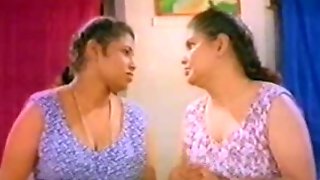 Southindian Mallu B Grade Actress lesbian Clip