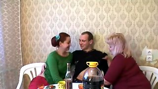 Amateur Swinger Old Young