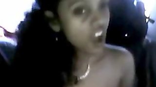 Sexy mallu couple palying fucking in car