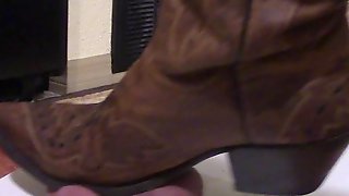Ballbusting In Boots