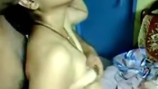 Desi Swetha Bhabi With Neighbour lad Sex