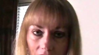 Mature Cuckold Jerking