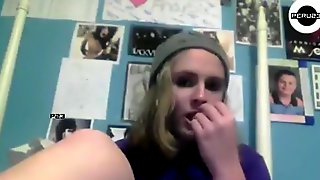 Hairbrush Masturbation