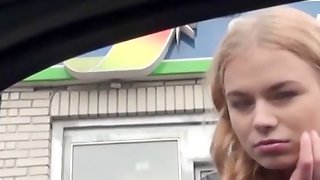 Ukrain Teen, Stranded Teens