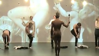 Naked On Stage, Naakt Op Toneel