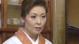Japanese Mature Mom