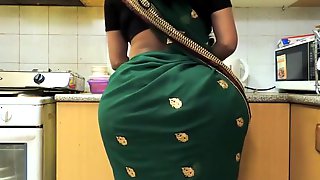 Spying On Friends Indian Mum Big Ass